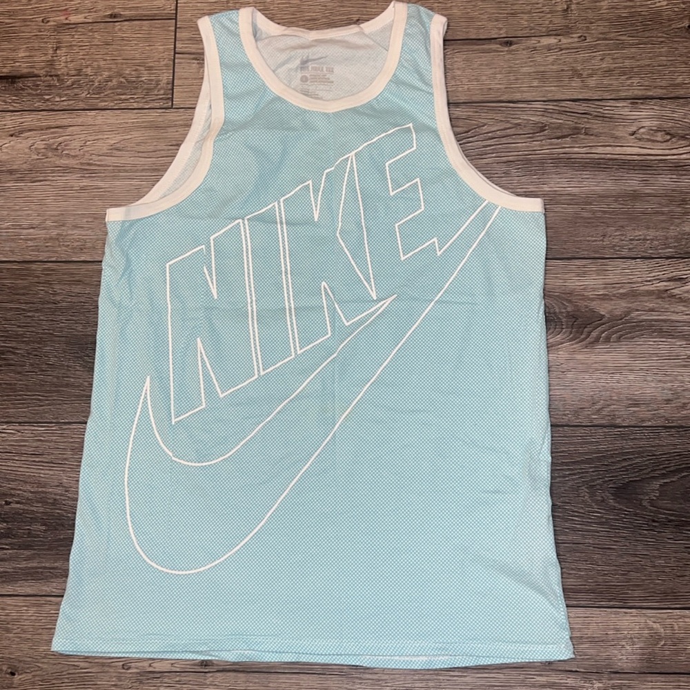 Men’s large NIKE tank